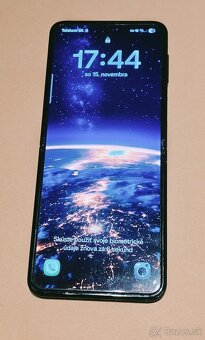 Samsung Z Flip 3 - 5