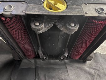 Podlahový automat KARCHER BR40/10C - 5