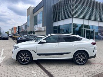 Predam BMW X6 xDrive30d 210kw biela M packet,rv2021 - 5