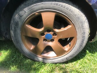 Golf 4 1.9 tdi - 5