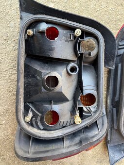 Zadné svetlá bmw e36 compact - 5
