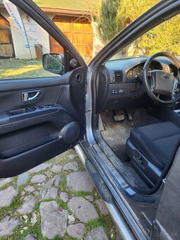 Predám KIA SORENTO - 5