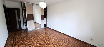 Dvojizbový byt s lodžiou blízko mesta - 5