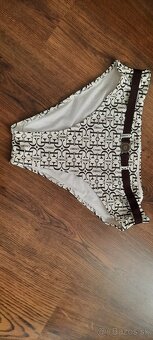 PLÁVKOVÉ NOHAVIČKY - 5