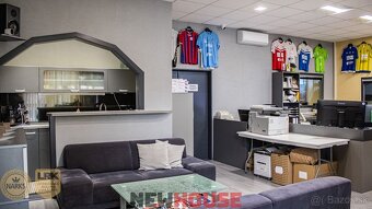 Priestory vhodné pre obchod s vlastným pozemkom a dostatkom - 5