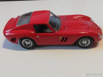 1:18 FERRARI 250 GTO Bburago - 5