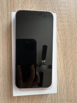 iPhone 13 Pink - 5