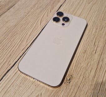 Apple iphone 16 pro max 256gb púštny titan - 5