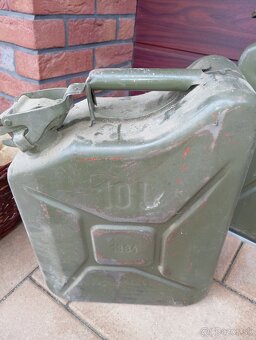 Vojenský kanister - 5