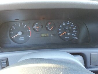 Nissan Terrano II 2,7TDi 92kw - 5