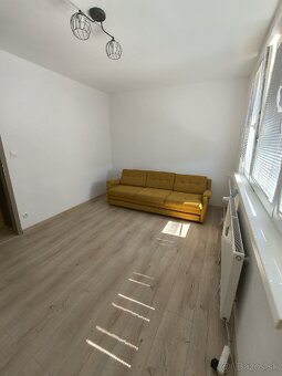 Prenájom 3-izbového bytu SNP - 5