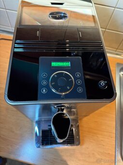 Jura ENA Micro 9 One Touch Brown - 5