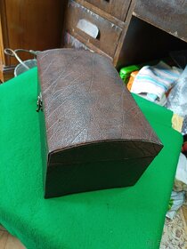 Predám starý drevený kufrík - 5