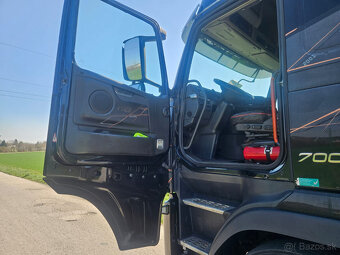 Tahač volvo FH16 700 6x4 r.v.2013 automat,hydraulika - 5