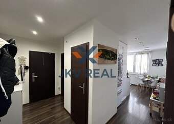 Na predaj priestranný a moderný 3izb. byt s vysokým štandard - 5