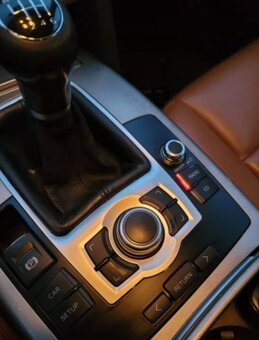 RAMIK NA STREDOVY PANEL MMI AUDI Q7 a AUDI A6 C6 - 5