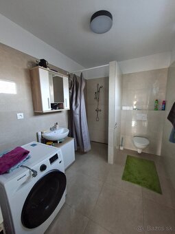 Prenajmem samostatnú izbu v rodinnom dome - 5