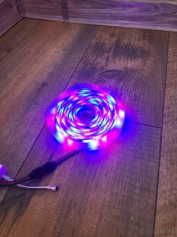 LED Pás s ovládačom a trafom do siete 220V, 5 metrov - 5
