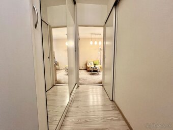 JAZERO - METEOROVÁ 1,5 IZBOVÝ BYT 42 M2, LODŽIA, SKRINE NA - 5