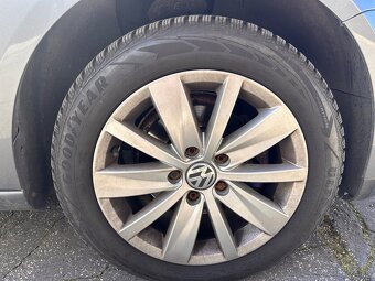 Predám VW Jetta 1.9TDi - 5