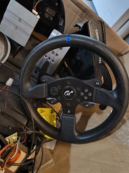 Volant Logitech T300RS rozobratý - 5