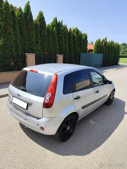 Ford Fiesta automat - 5