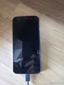Mobil CAT S62 pro - 5