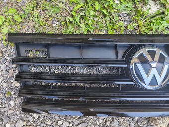 VW Touareg III Touareg 3 RLine maska chladiča cierna 760 - 5