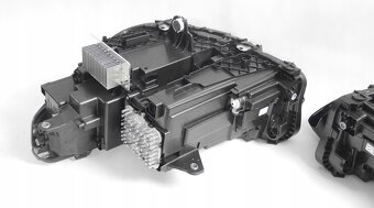 BMW X1 U11 svetla full led - 5