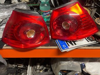 Zadny kufor zadny naraznik golf 5 kratky zadne lave dvere - 5