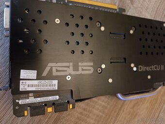 ASUS GTX 970 - 5