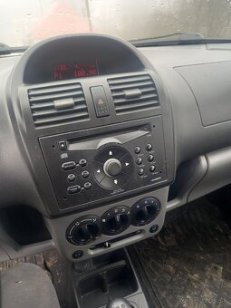 Suzuki ignis 1.3 - 5