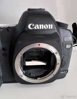 Canon EOS 5D Mark II - 5
