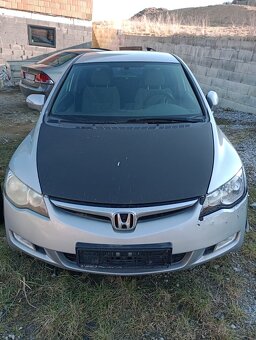 Honda Civic 7g 1.8 benzin - 5