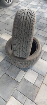 245 45 R18 Sebring - 5