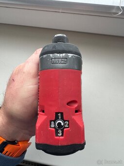 Milwaukee M12 FID2 - 5