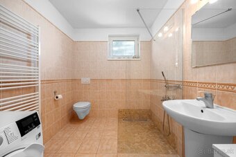 Predaj-4 izb. RD na veľkom pozemku-1549 m2-Kvetoslavov - 5