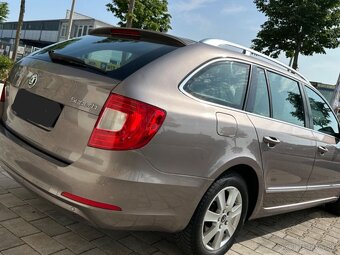 Superb Combi 2.0 TDI 103KW DSG - 5