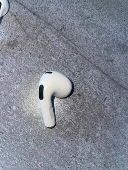 Airpods 3 Ľavé Slúchadlo - 5