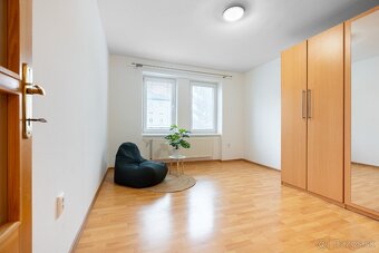 Rezervovaný - Svetlý 2-izbový byt 60 m² – Dukelská - 5