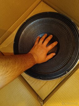 Reproduktory, subbofer - 5