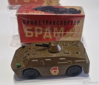 Autíčka-Sovietskeho zväzu - 5