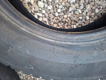 205/65R16C Michelin -Lassa - 5