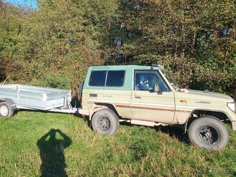 TOYOTA LAND CRUISER LJ 73 - 5