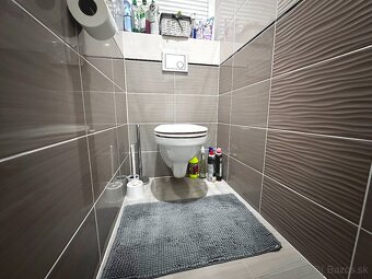 PREDAJ - 3 izbový byt s balkónom, Okružná ulica, Rožňava - 5
