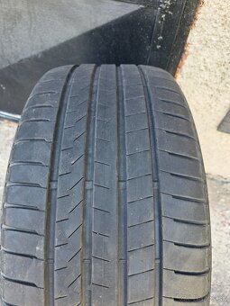 285/40 R 21 - 5