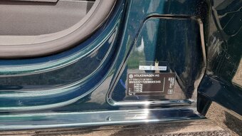 Predám volkswagen touran 2,0 TDI - 5