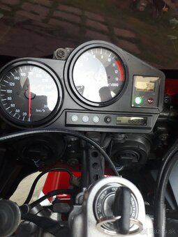 Honda cbr 900rr - 5