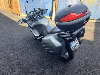 Kawasaki GTR 1400 - 5