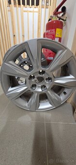 Elektrony Audi original R17 - 5